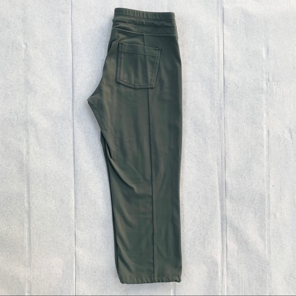 Athleta Capri Joggers - Picture 4 of 7